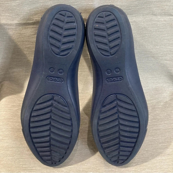 CROCS Sz 8 Sienna Flat Slip On Squarish Toe Cap Comfort Ballet Style Flats Shoes - Picture 9 of 9